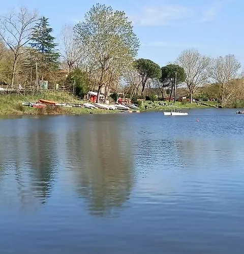 Santabarbara 公寓 *